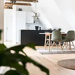Mintgraz - 1 Bedroom Penthouse * Graz