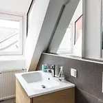 Mintgraz - 1 Bedroom Penthouse Apartman