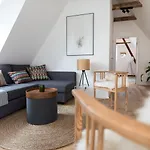 Mintgraz - 1 Bedroom Penthouse Apartman *