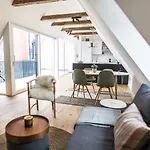 Mintgraz - 1 Bedroom Penthouse Apartman