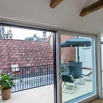 Mintgraz - 1 Bedroom Penthouse Apartman *