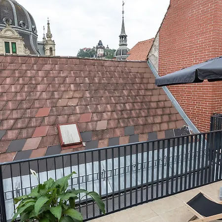 Mintgraz - 1 Bedroom Penthouse Apartamento